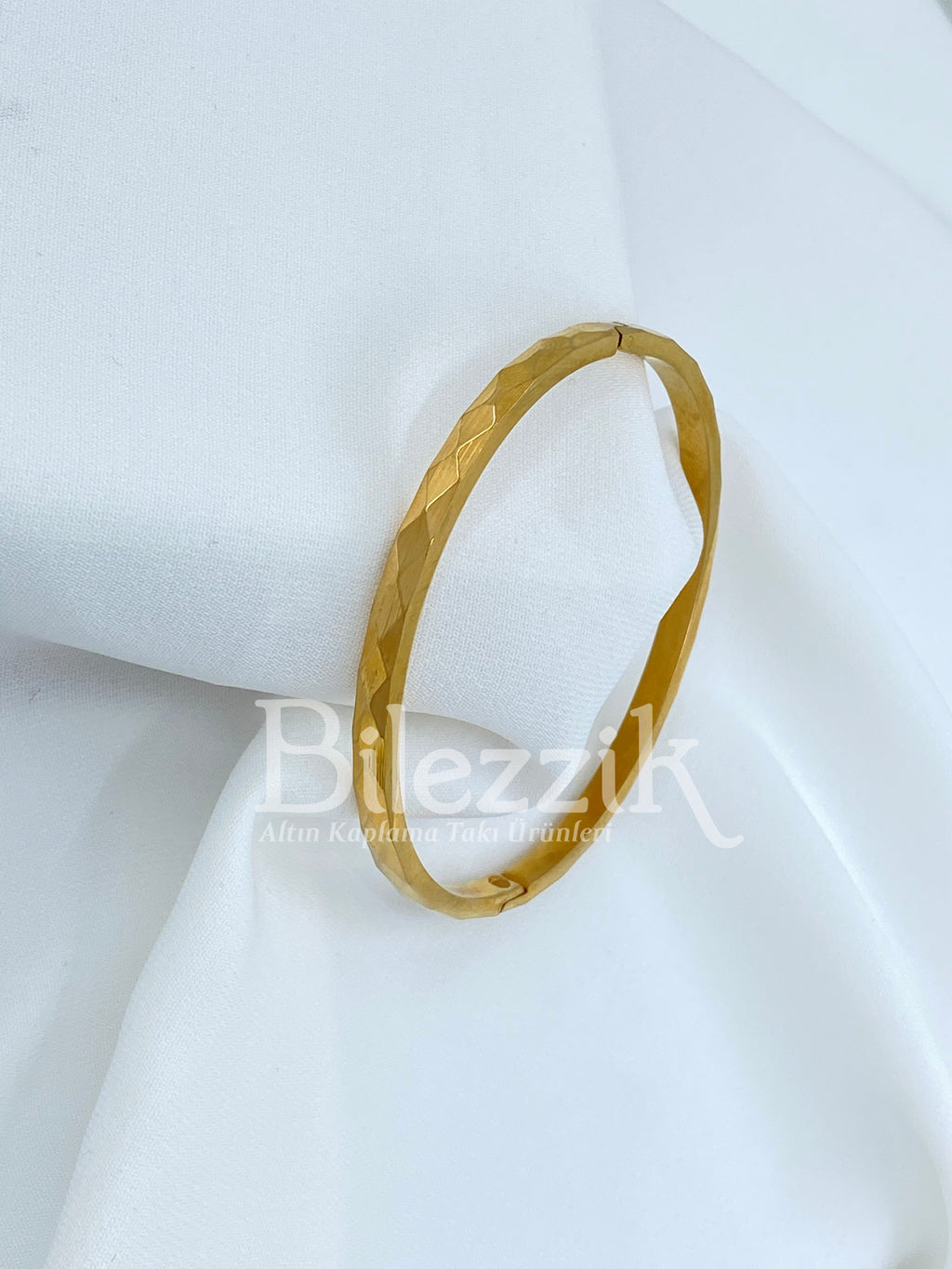 Cartier Kelepçe Modelimiz st16