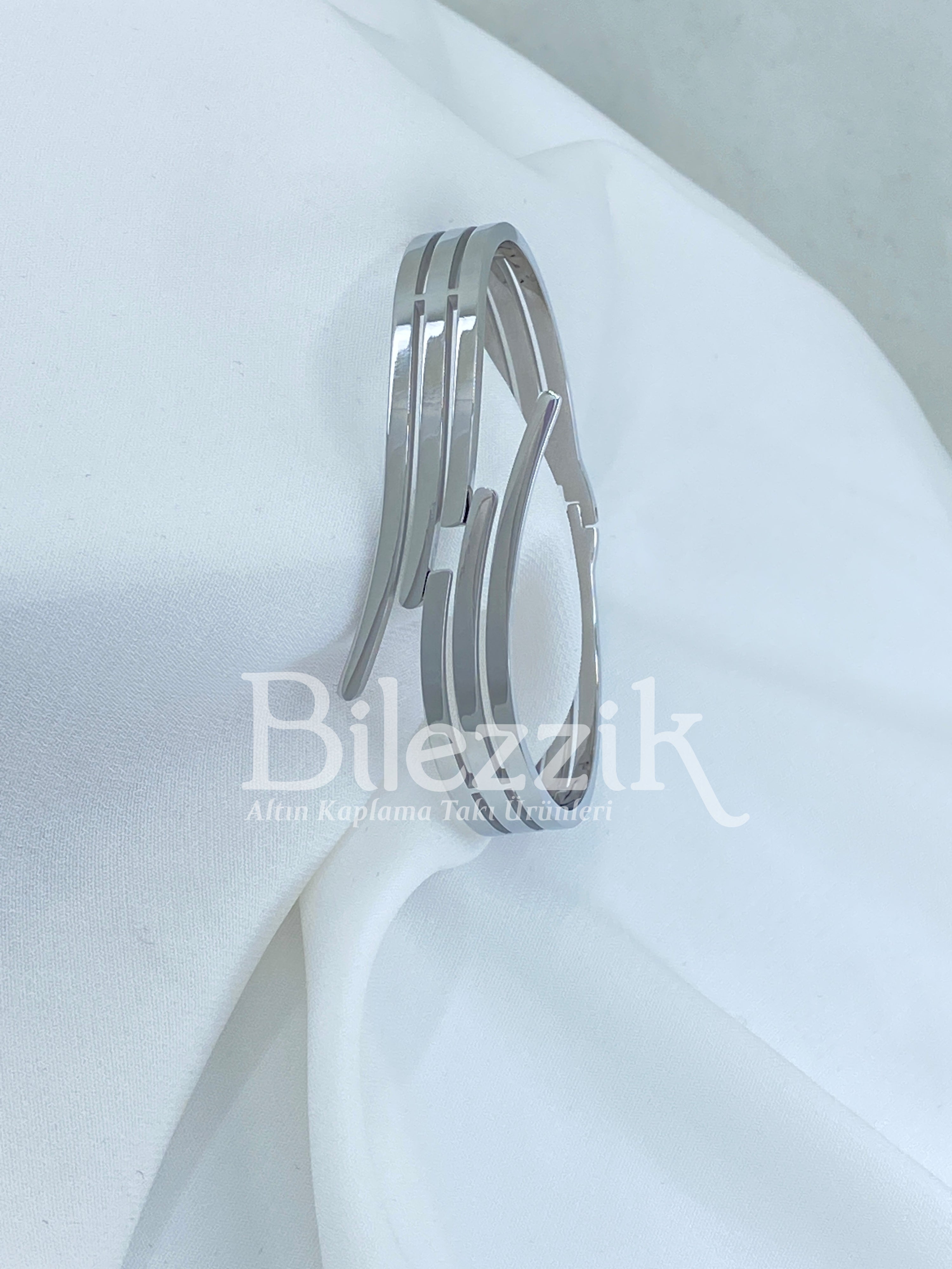 Cartier Kelepçe Modelimiz st11