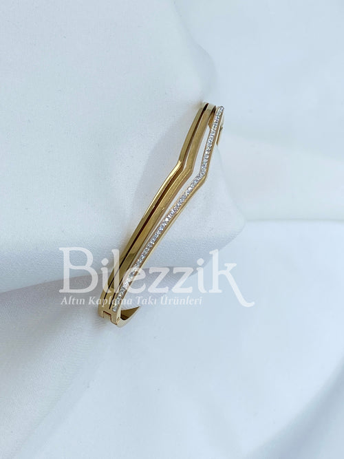 Cartier Fantezi Kelepçe Modelimiz