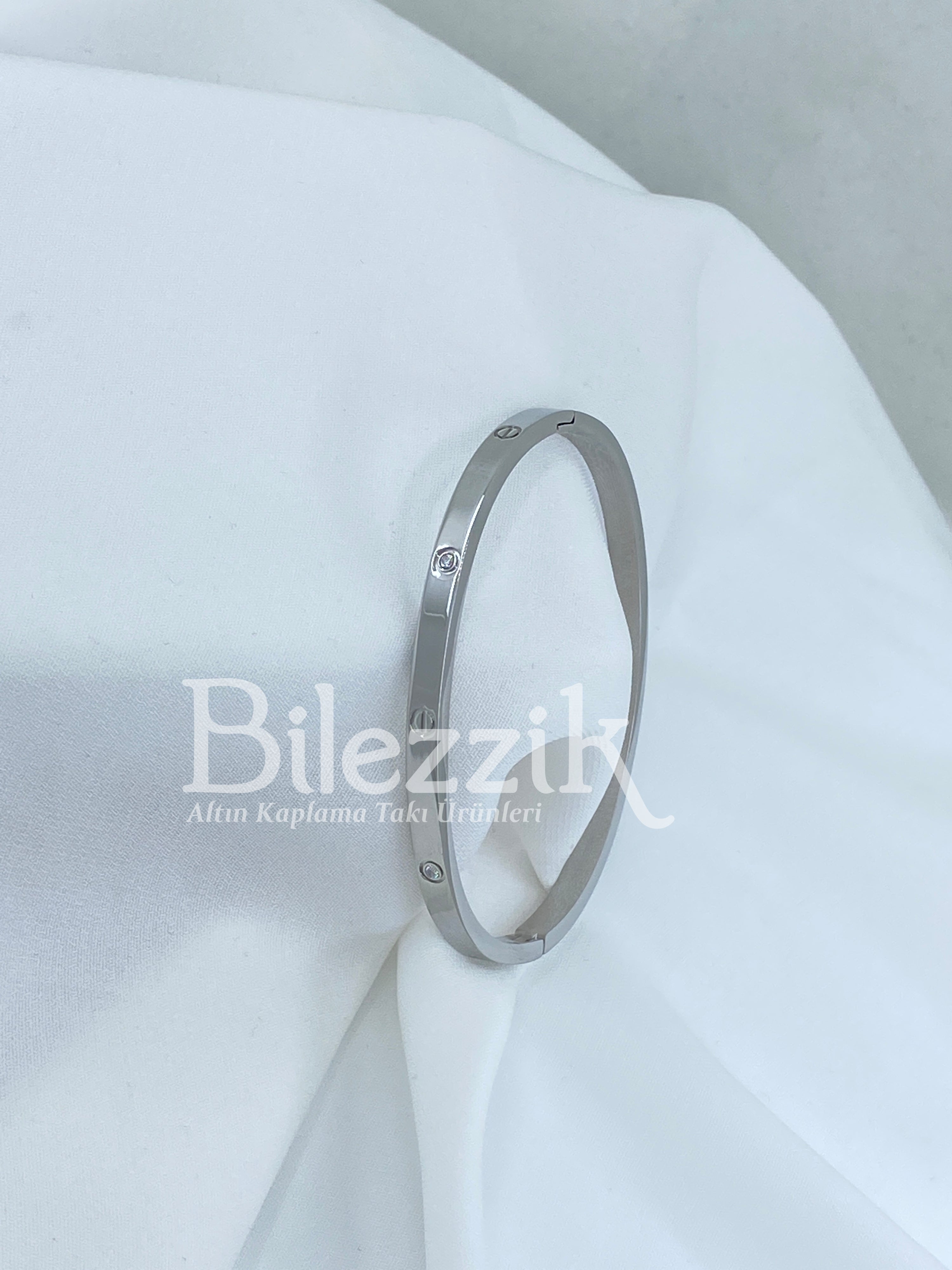 Cartier Kelepçe Modelimiz st13