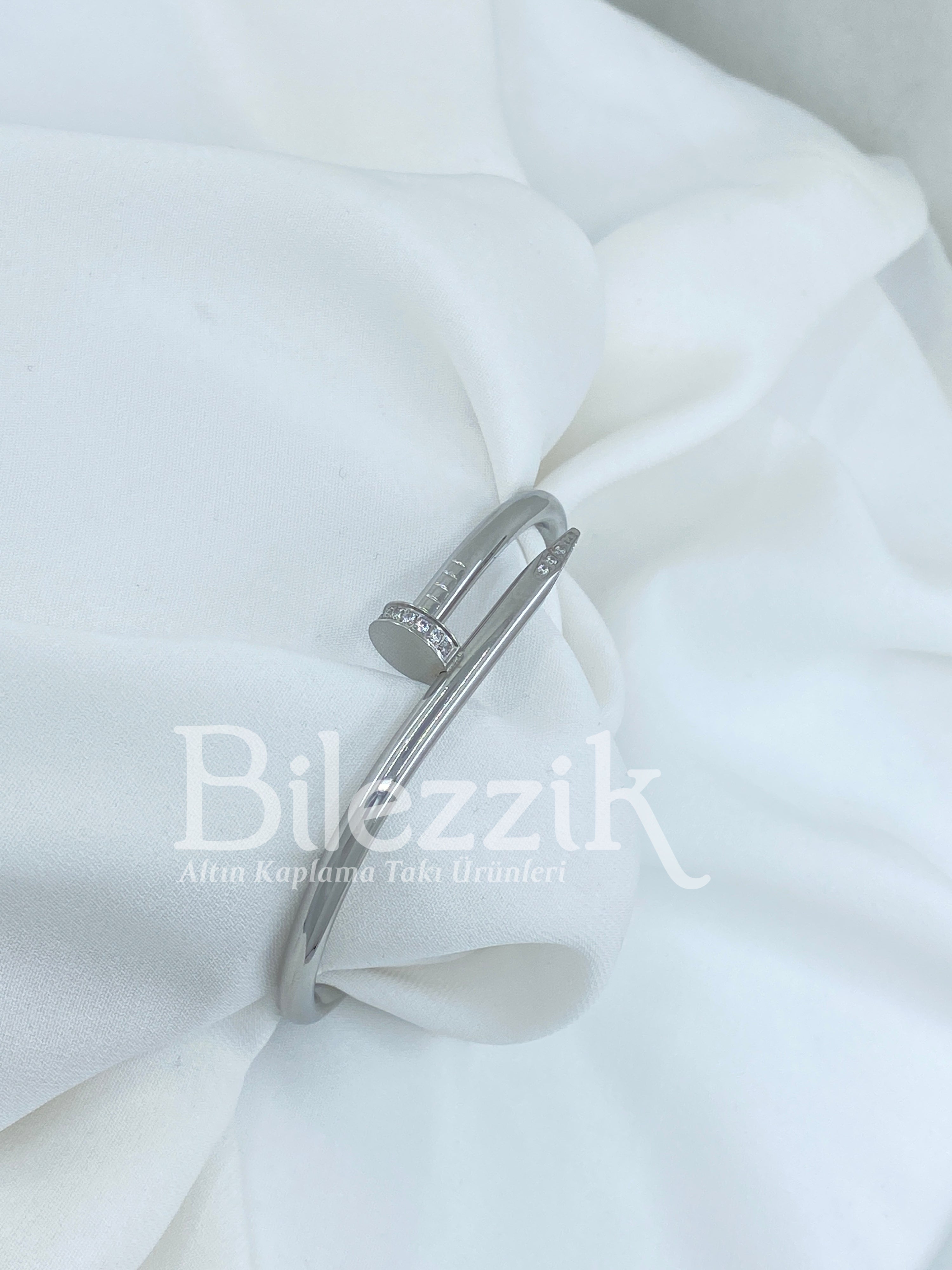 Cartier Kelepçe Modelimiz st18