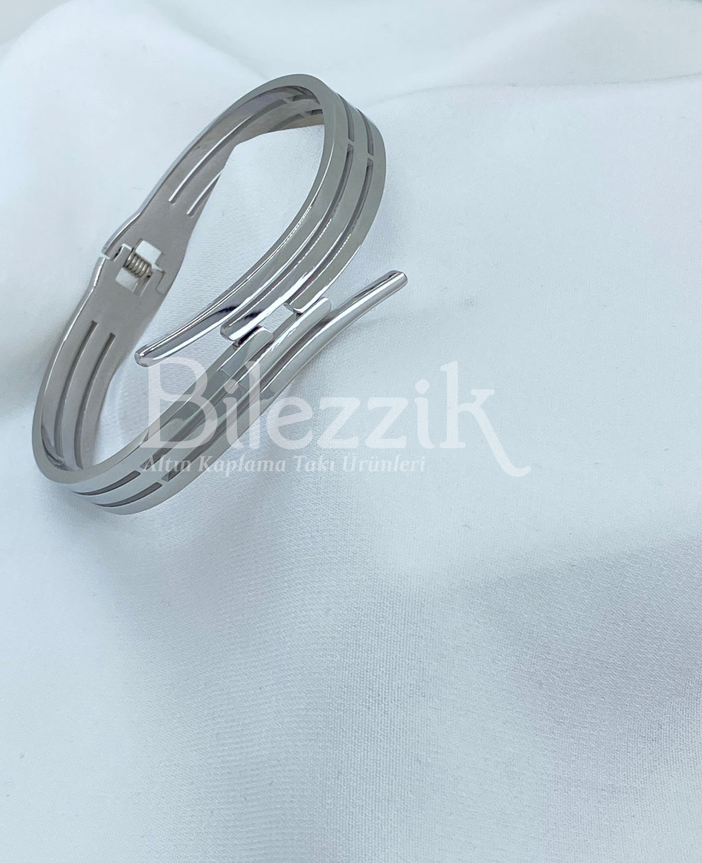 Cartier Kelepçe Modelimiz st11