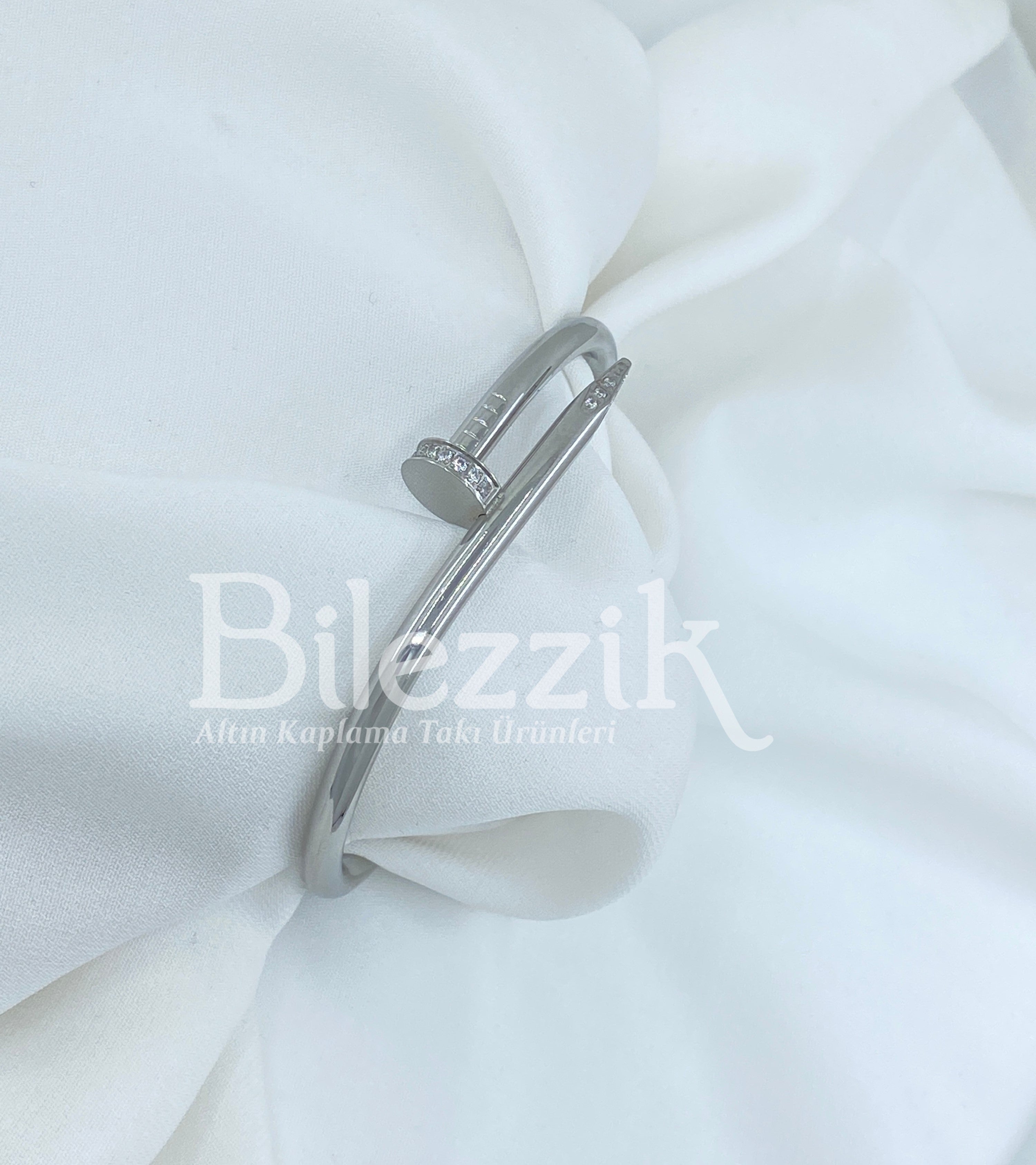 Cartier Kelepçe Modelimiz st18